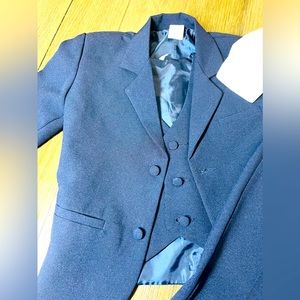 Toddler blue suit 3T